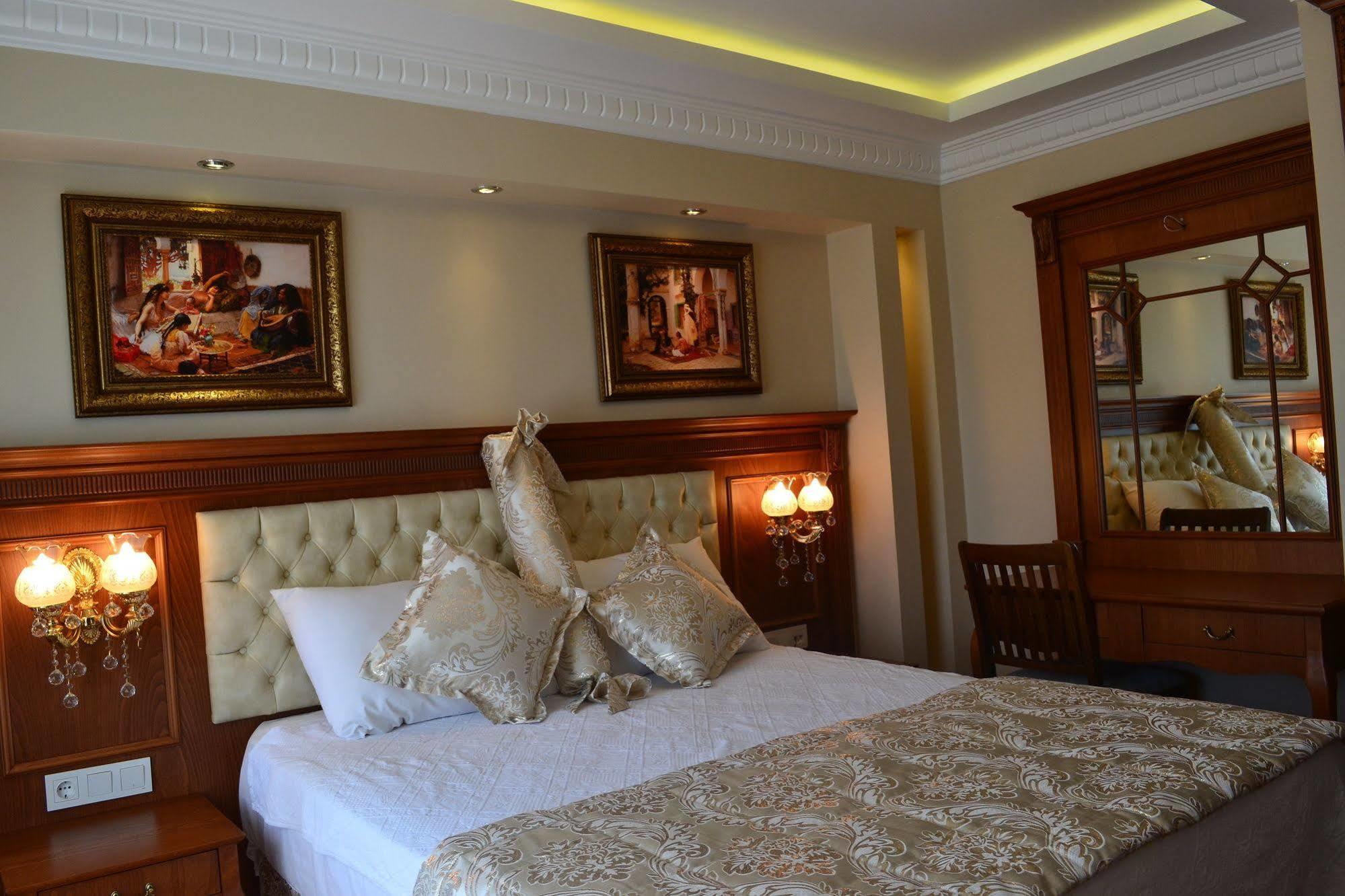 Blue Istanbul Suites Esterno foto